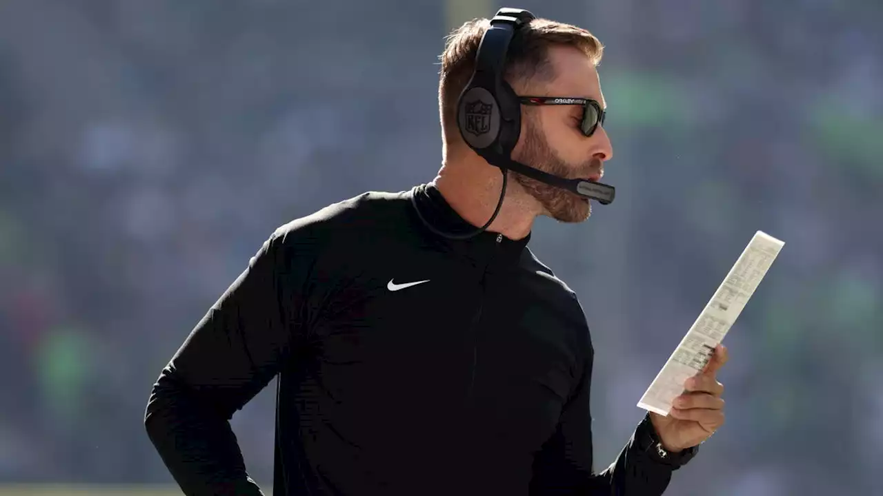 Fire Kliff Kingsbury? Media members, fans call for Arizona Cardinals to fire head coach