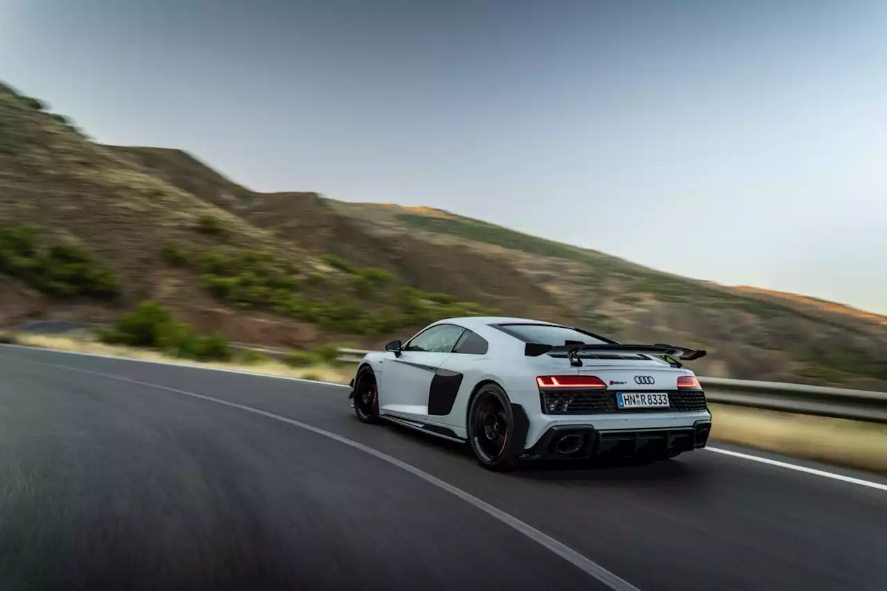 2023 Audi R8 GT RWD Spells the End of the V-10 Era