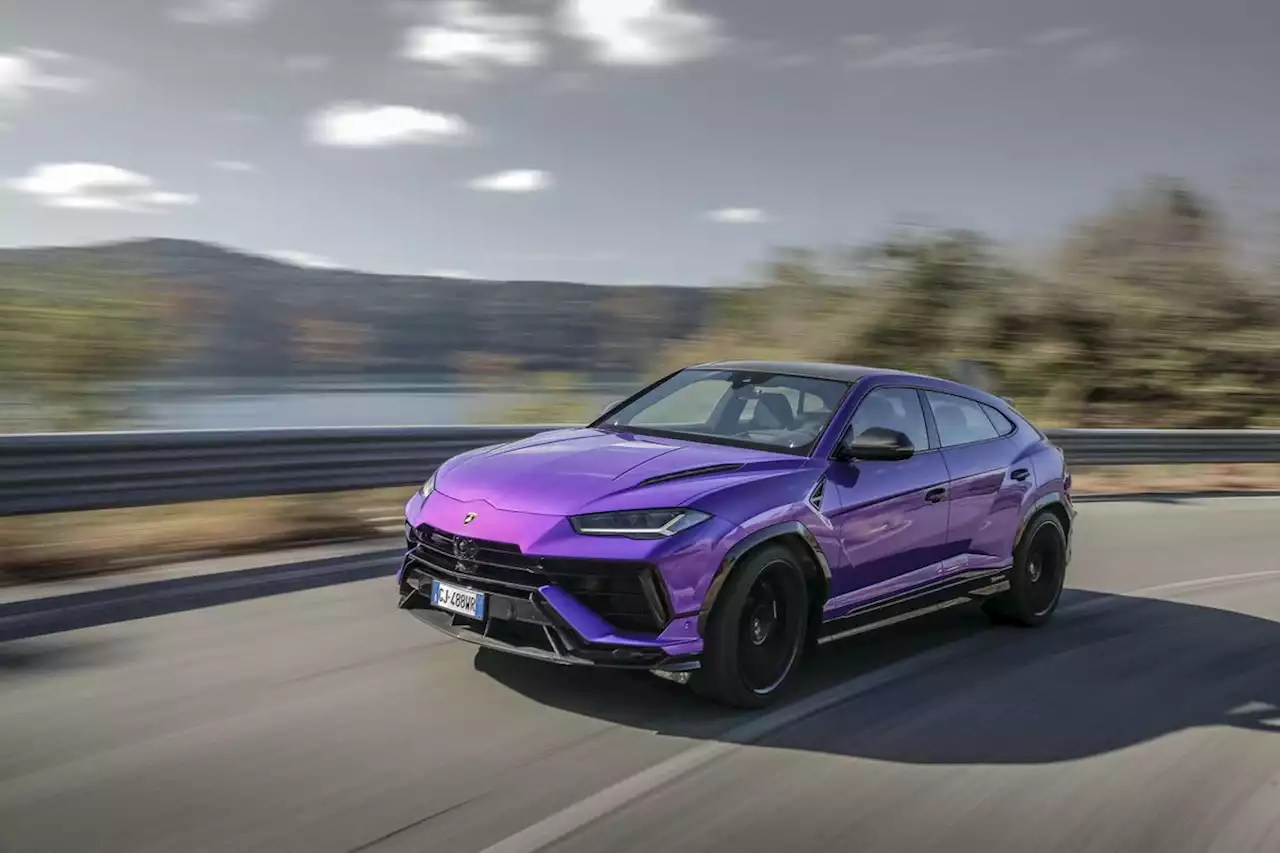 2023 Lamborghini Urus Performante Is More of a Track Monster