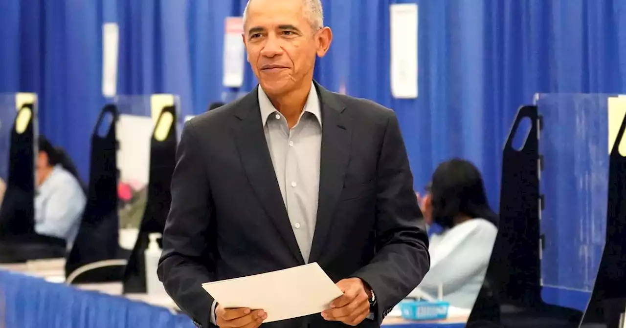 Former President Barack Obama and Michelle Obama in Chicago to vote