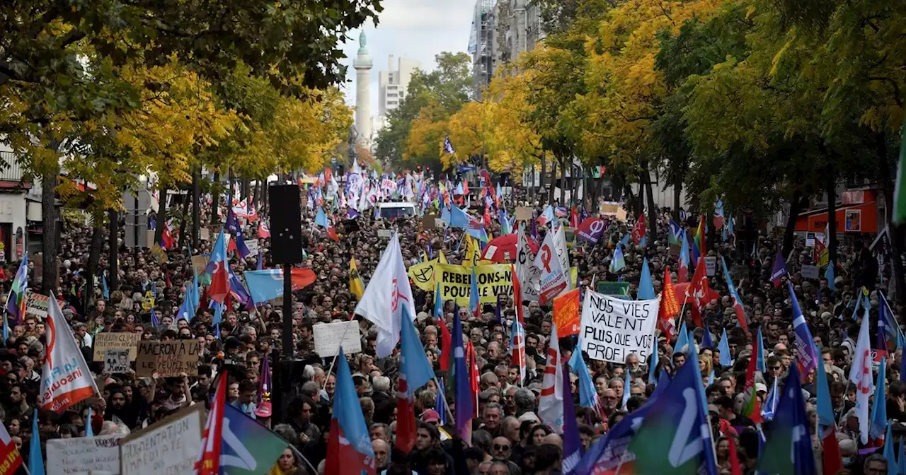 Tens of Thousands March in Paris to Protest Cost-of-Living Crisis, Climate Inaction