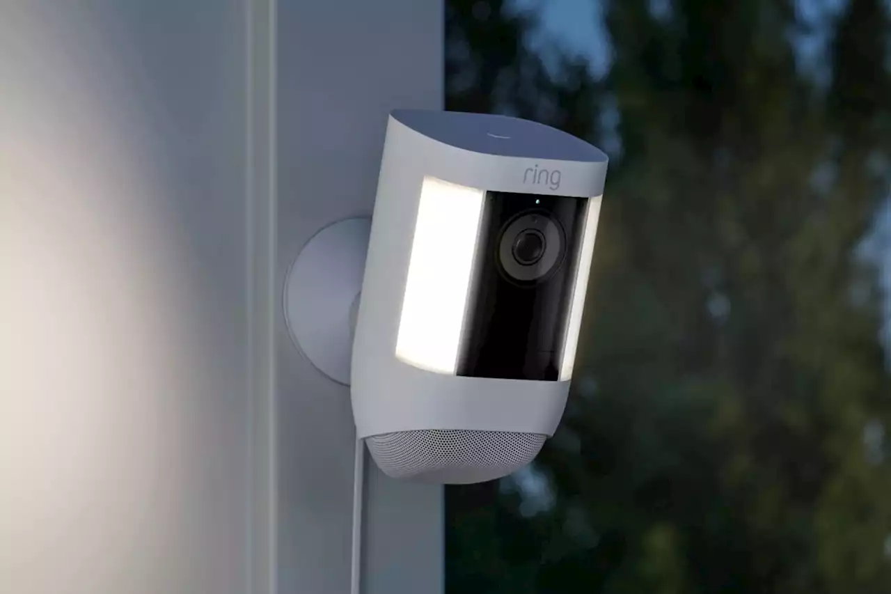 Ring Spotlight Cam Pro vs Ring Floodlight Cam Pro | Digital Trends