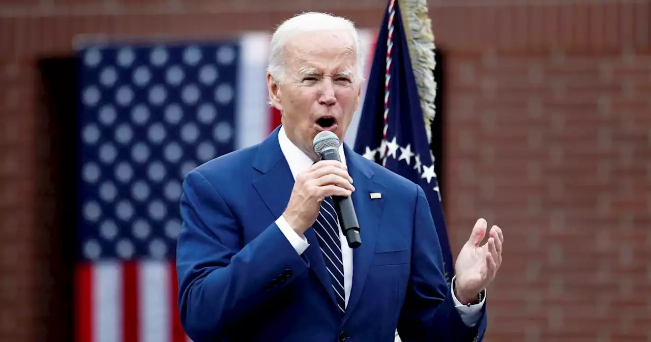 Biden trema ancora: “Guardate in Italia che cosa è successo” - Il Fatto Quotidiano