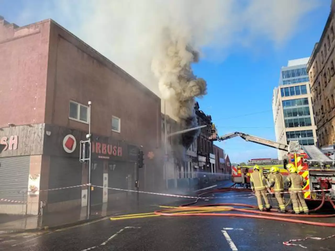 Multiple roads closed as fire crews continue to tackle blaze in Glasgow