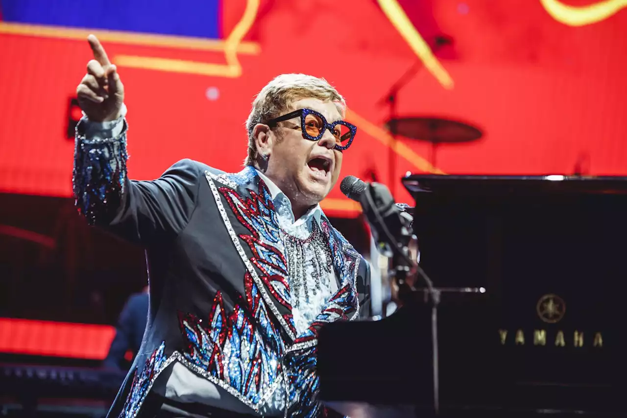 Blame the Astros: Elton John cancels Minute Maid Park concert