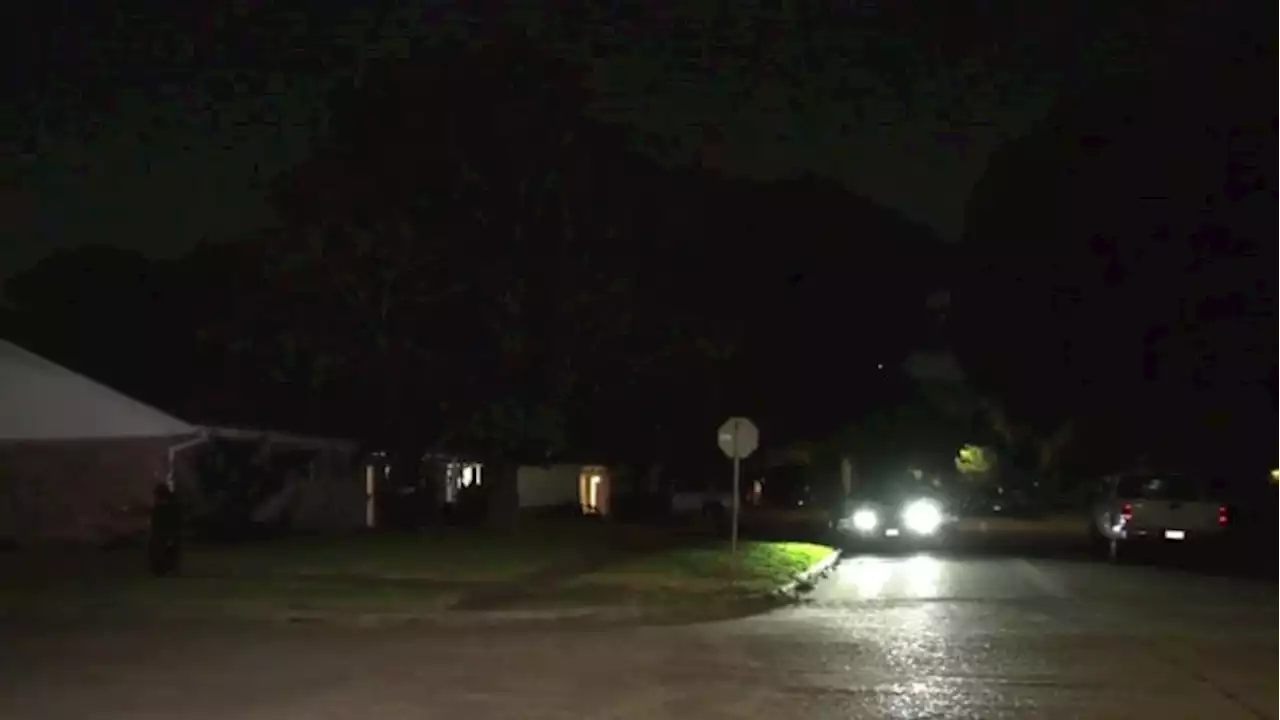 2 children safe after carjacking turned attempted kidnapping in SW Houston; suspect is mother’s ex-boyfriend: HPD