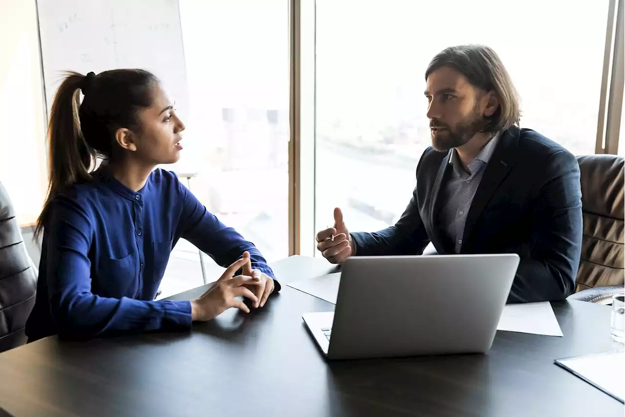 Cómo caerle bien a tu jefe, según estudio de Harvard