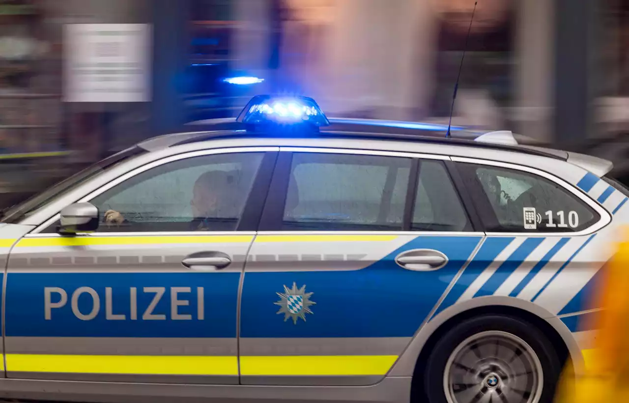 Bei Hamburg: Bekiffter Autofahrer will der Polizei davonrasen