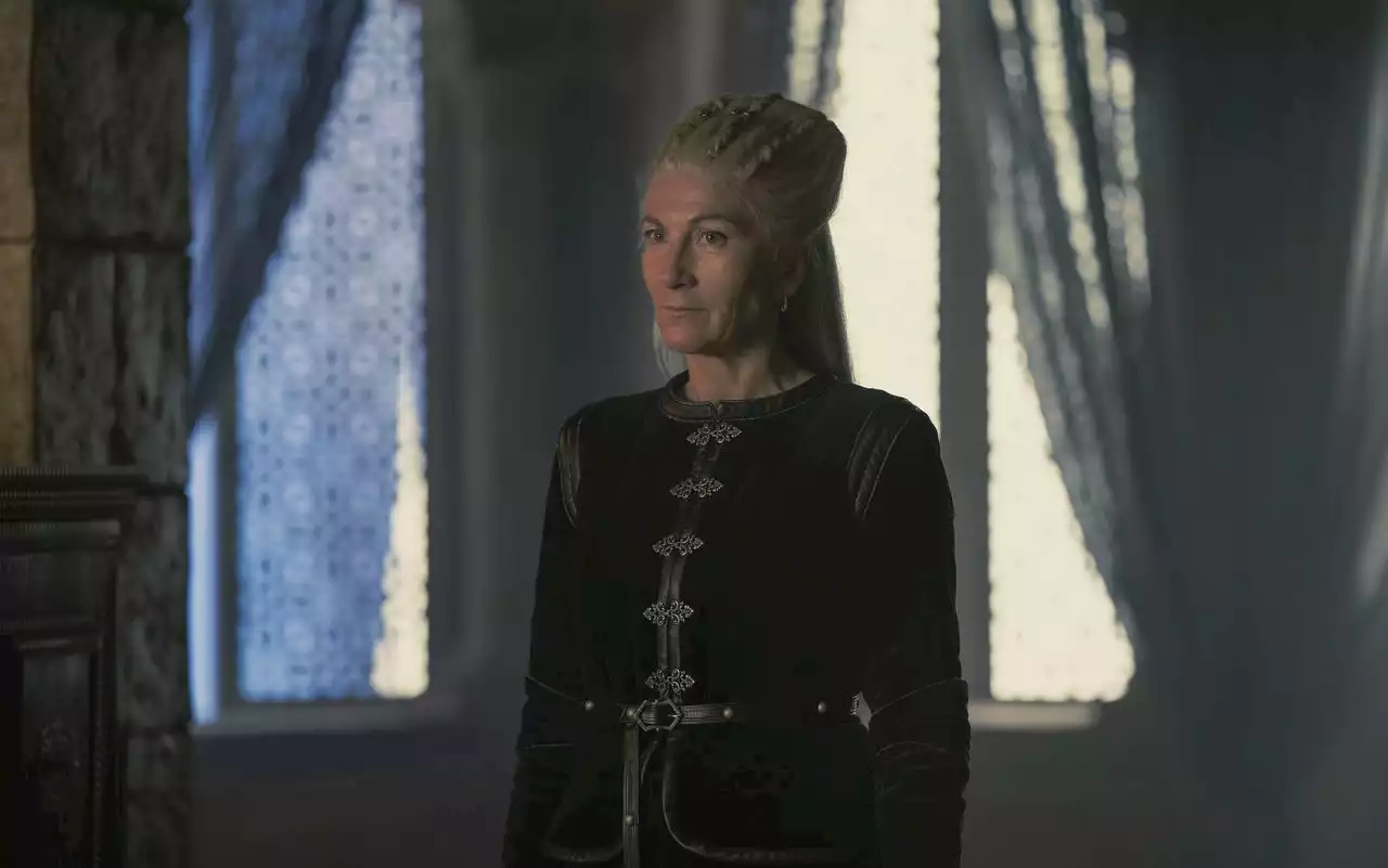 ‘House of the Dragon’ episode 9 recap: Rhaenys and her dragon gloriously stomp all over ‘The Green Council’