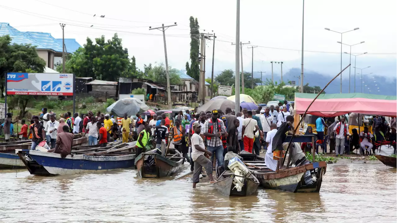 Flooding in Nigeria has killed more than 600 people, the government says