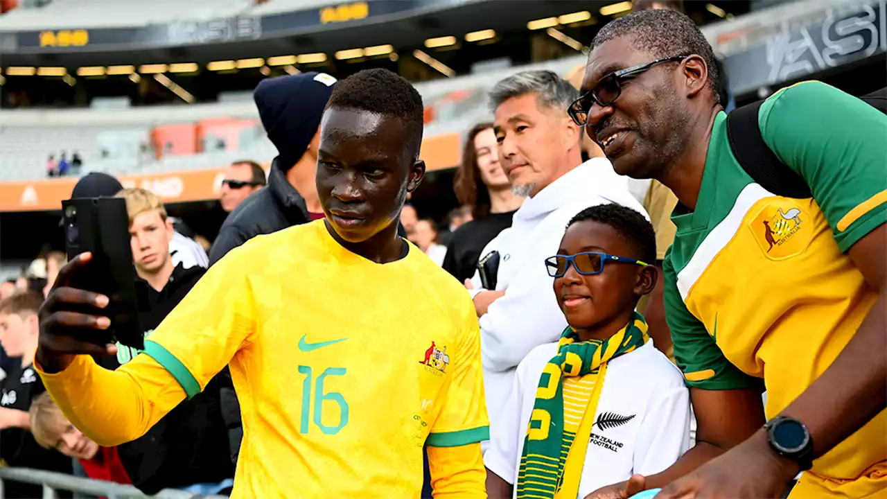 Newcastle United signing Garang Kuol scores this stunner for Aussie young stars