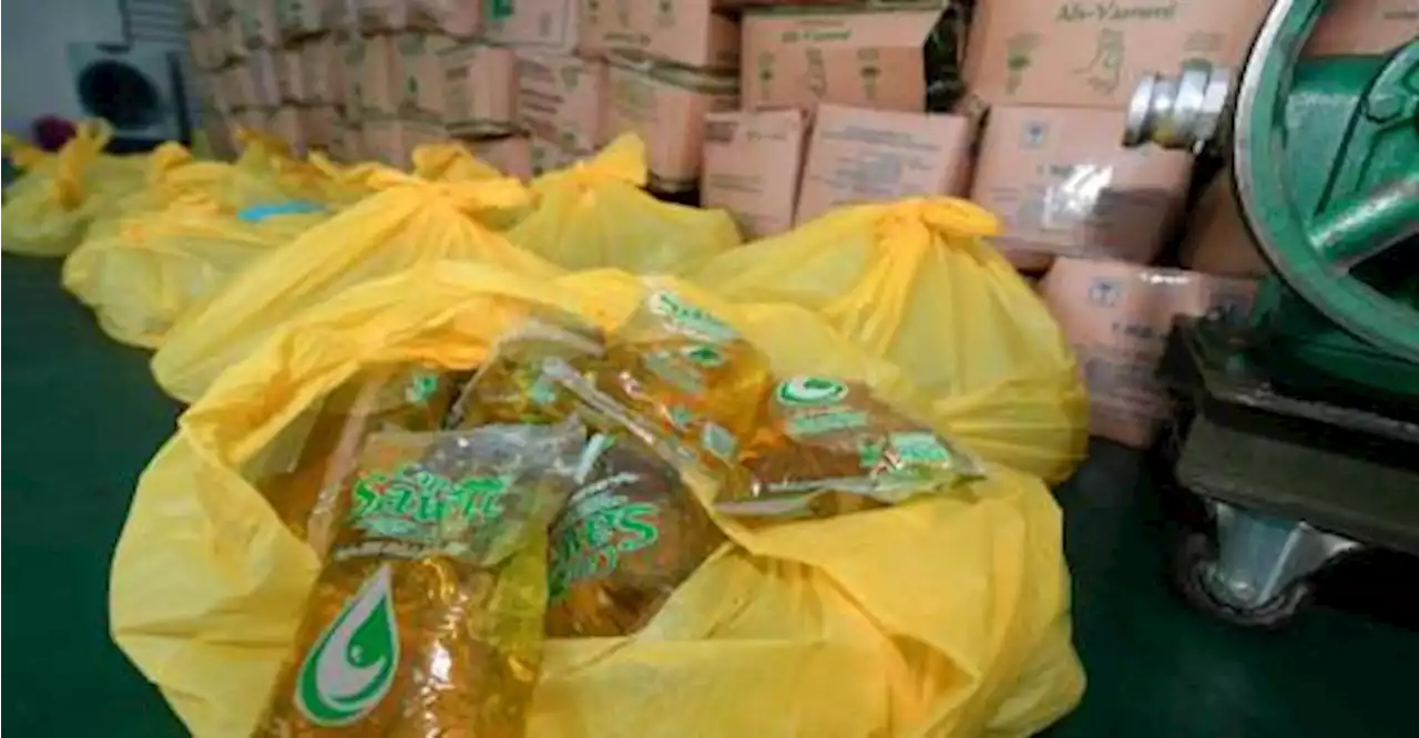 Five men nabbed with 955 boxes of subsidised cooking oil