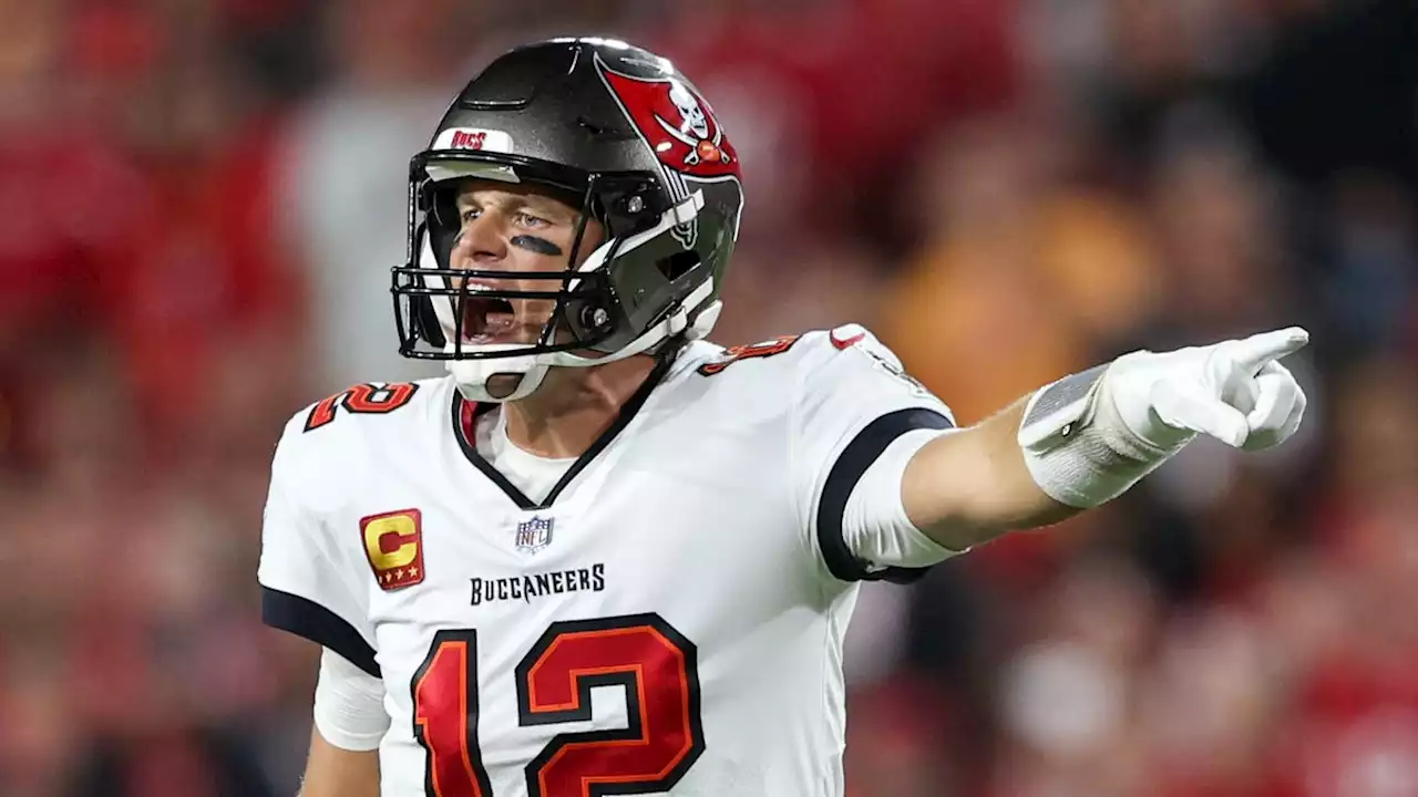 Watch: Tom Brady goes off on teammates during sideline rant in Bucs' loss to Steelers