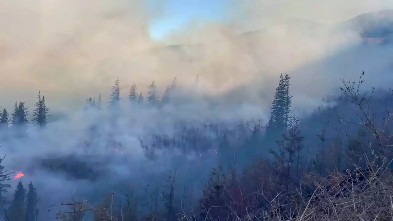 Fire Explodes In Size, Thousands Forced To Evacuate - Videos from The Weather Channel