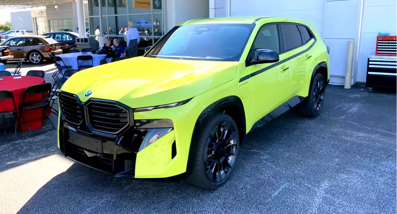 The 2023 BMW XM In Sao Paolo Yellow Is As Histrionic As You'd Expect | Carscoops