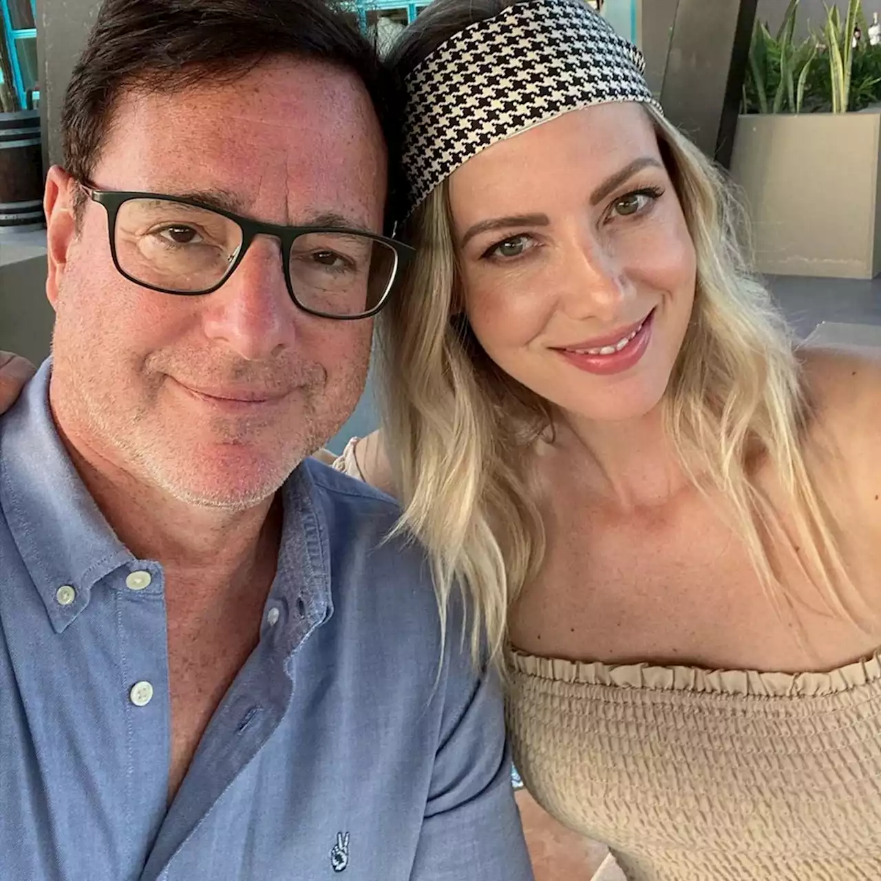 Kelly Rizzo Pours One Out for Bob Saget With Sweet Tattoo Tribute - E! Online