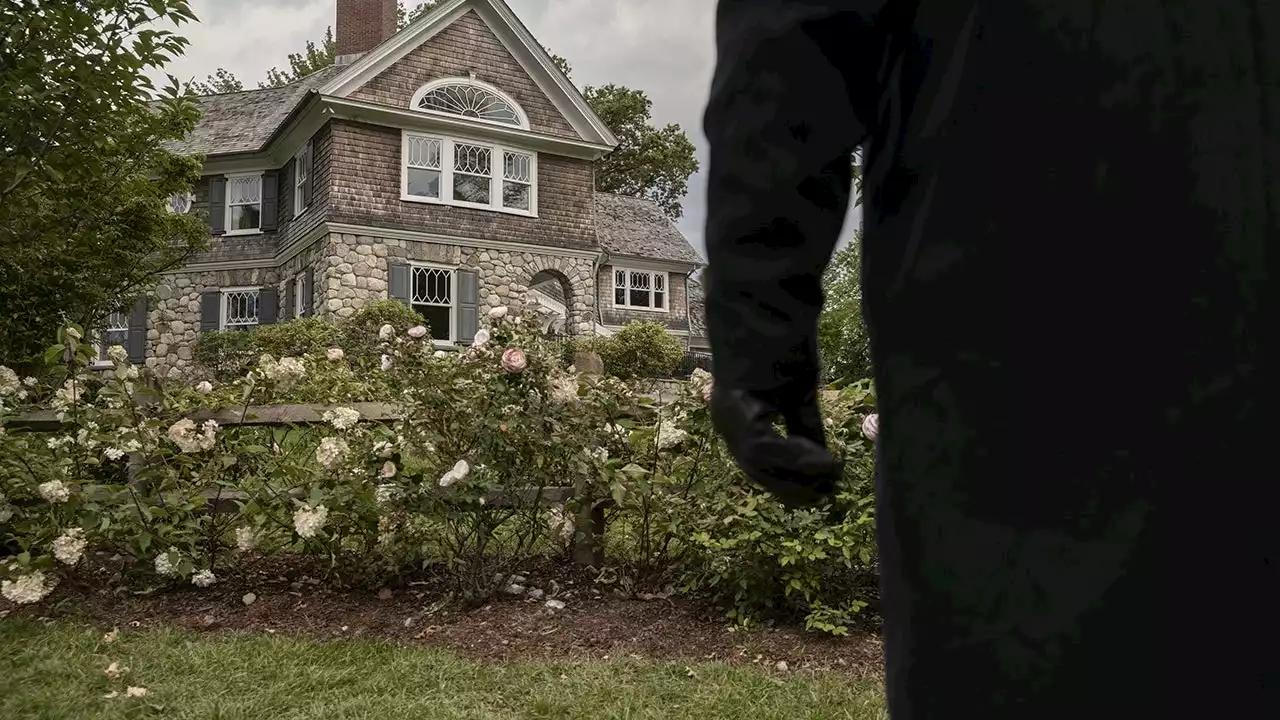 'The Watcher': What to Know About the Westfield Home and Family