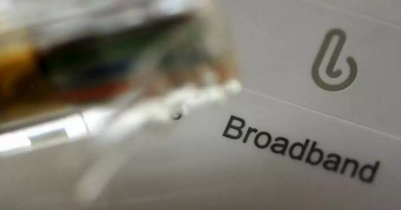 People claiming certain DWP benefits can get £15 fibre broadband offer from BT