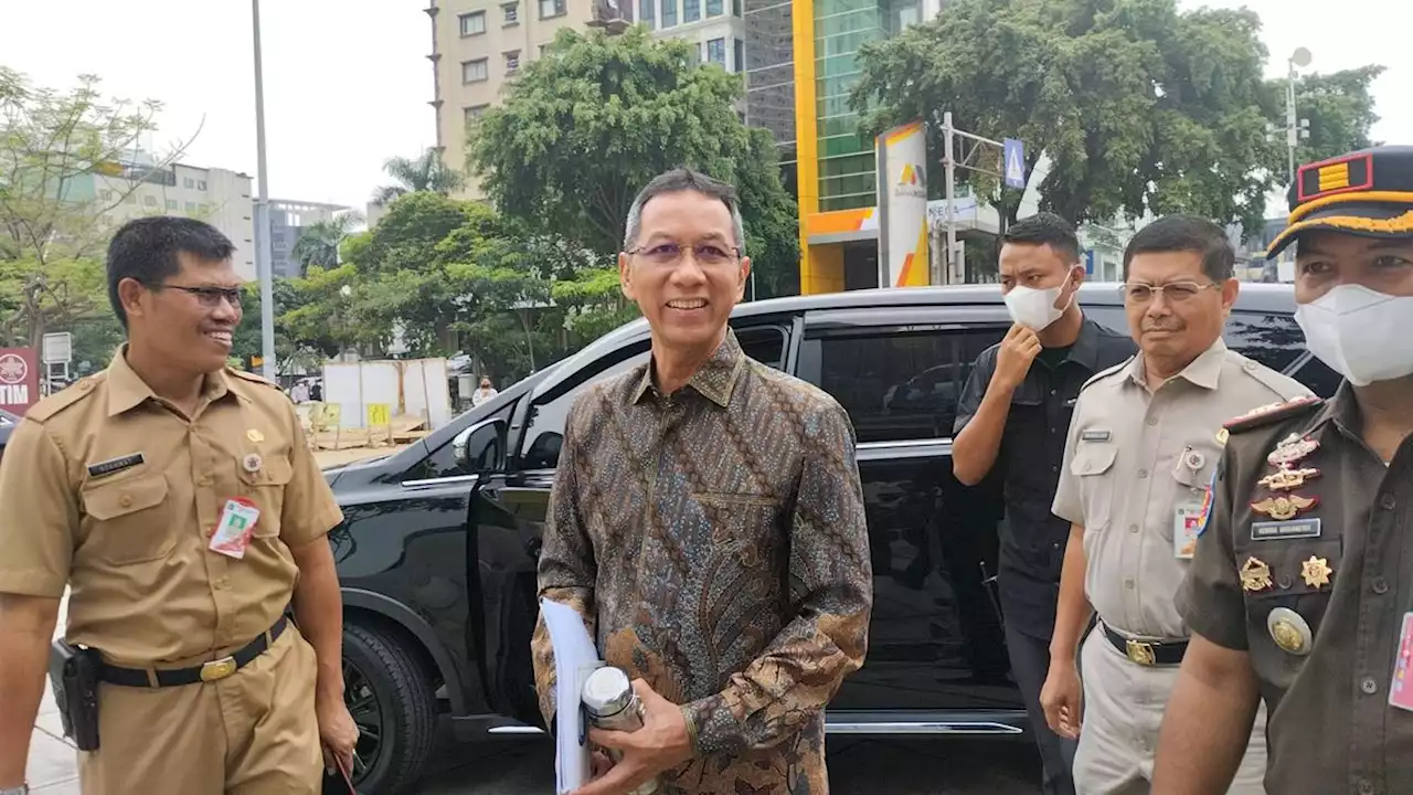 Masuki Musim Hujan, Heru Budi Minta Wali Kota se-Jakarta Tak Ambil Cuti dan Keluar Kota