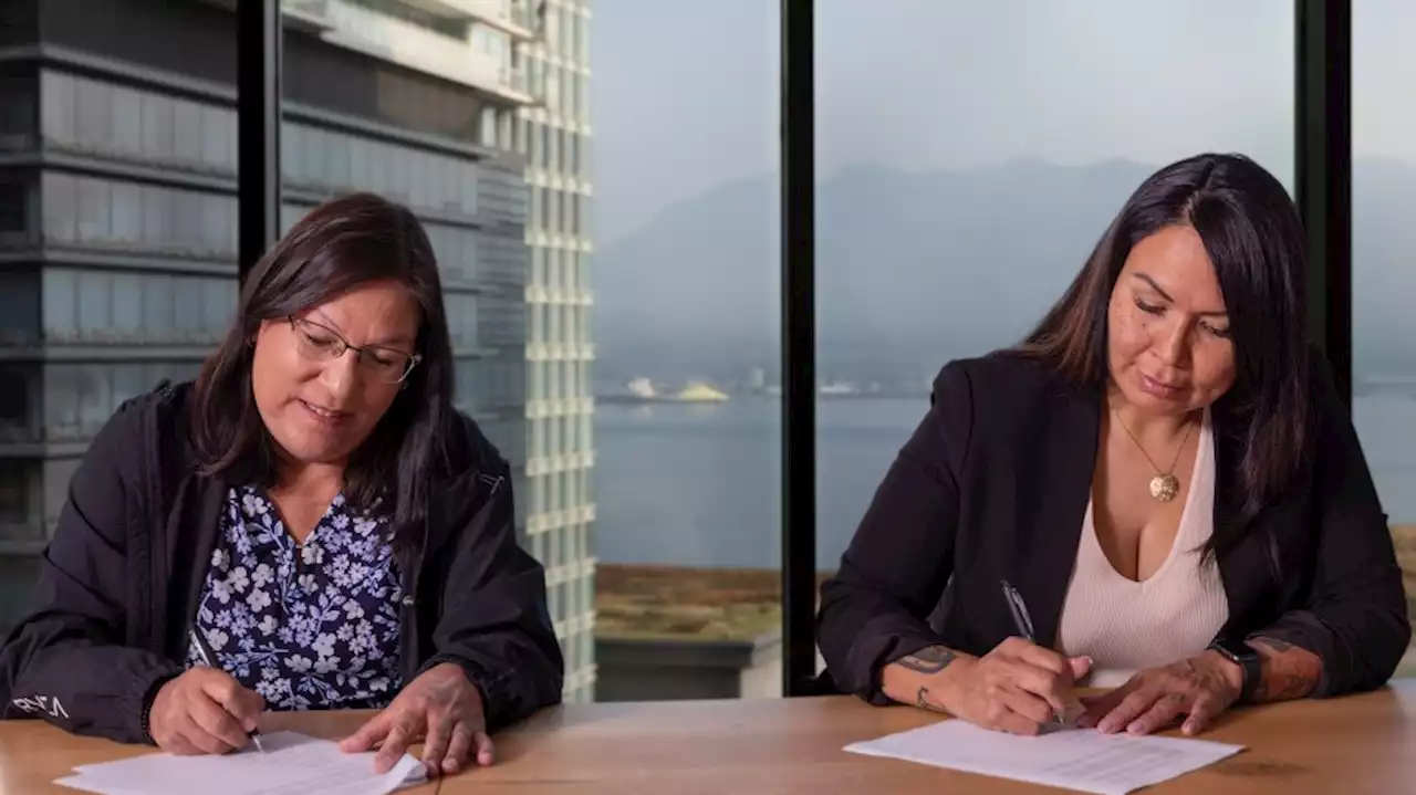 Three British Columbia First Nations sign LNG development agreement