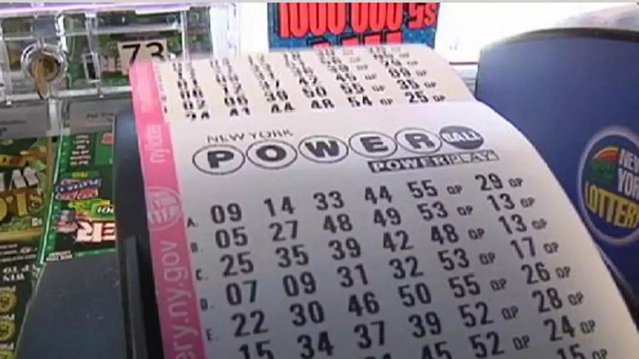 Powerball Jackpot Nears $500M for Monday Night's Drawing