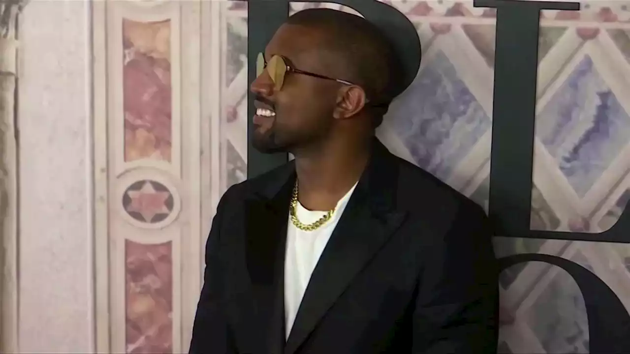 Kanye West agrees to buy social media app Parler