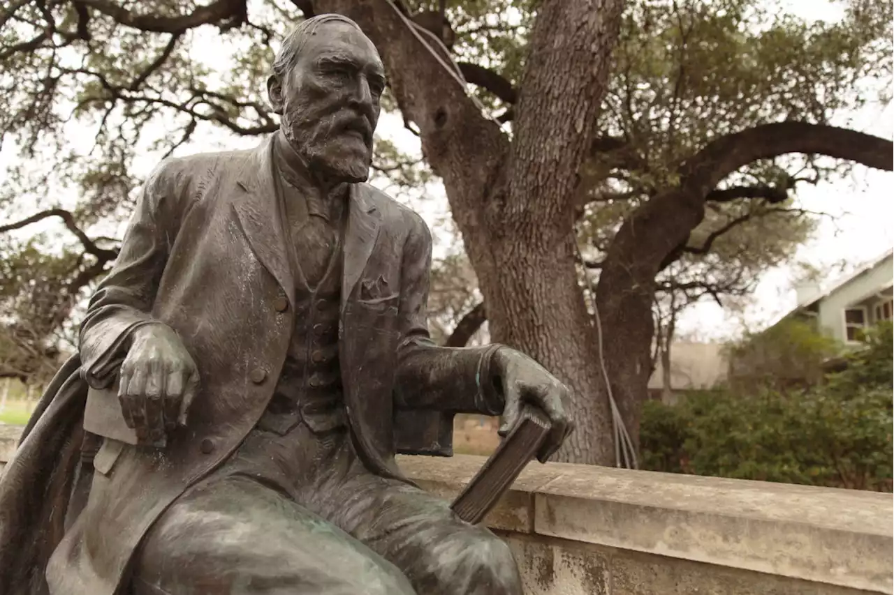 New Brackenridge Park book a deep dive into local history