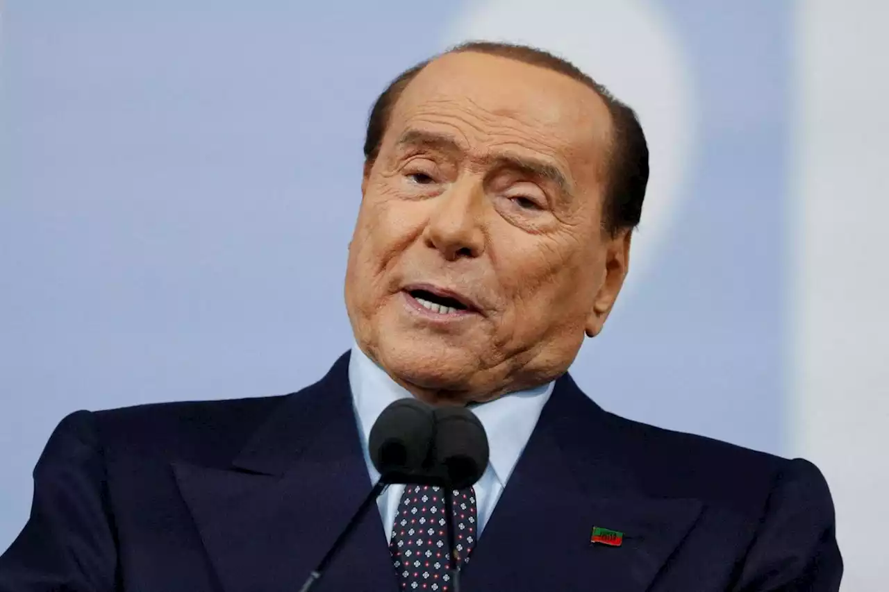 Berlusconi: Meloni ha detto di sì a Casellati alla Giustizia. «Ho riallacciato i rapporti con Putin», poi smentisce