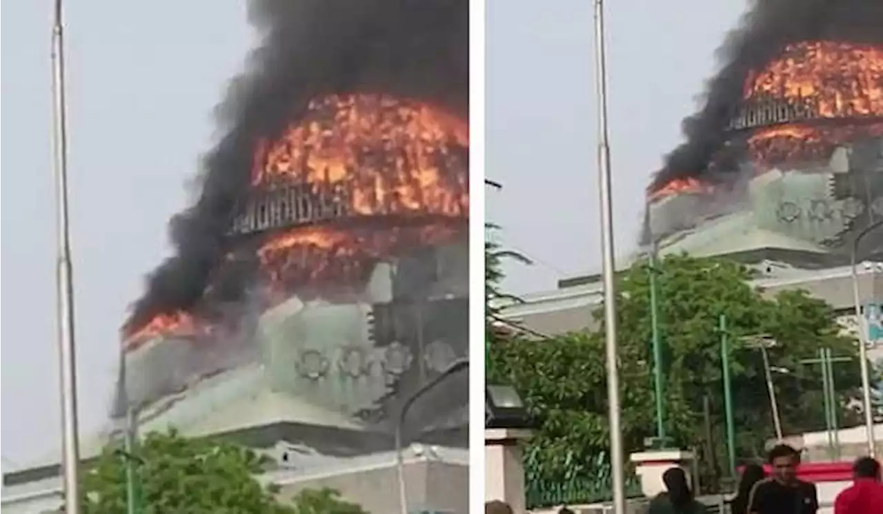 BREAKING: Jakarta Islamic Centre Terbakar