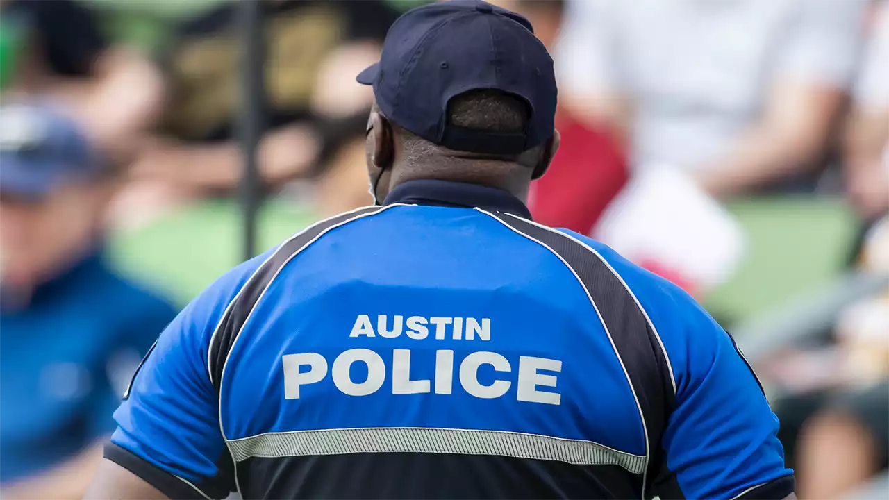 Austin police officer acquitted on 2 misconduct charges; defense attorney slams 'desperate and rudderless DA'