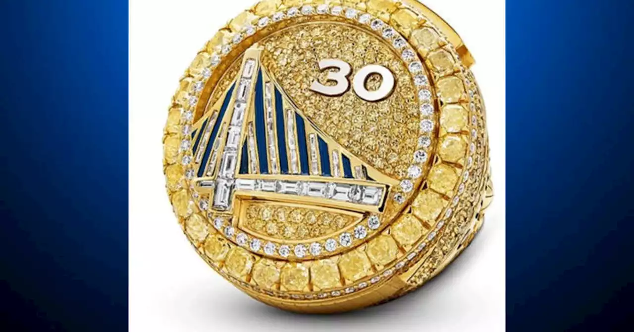 Golden State Warriors get their NBA Championship Bling