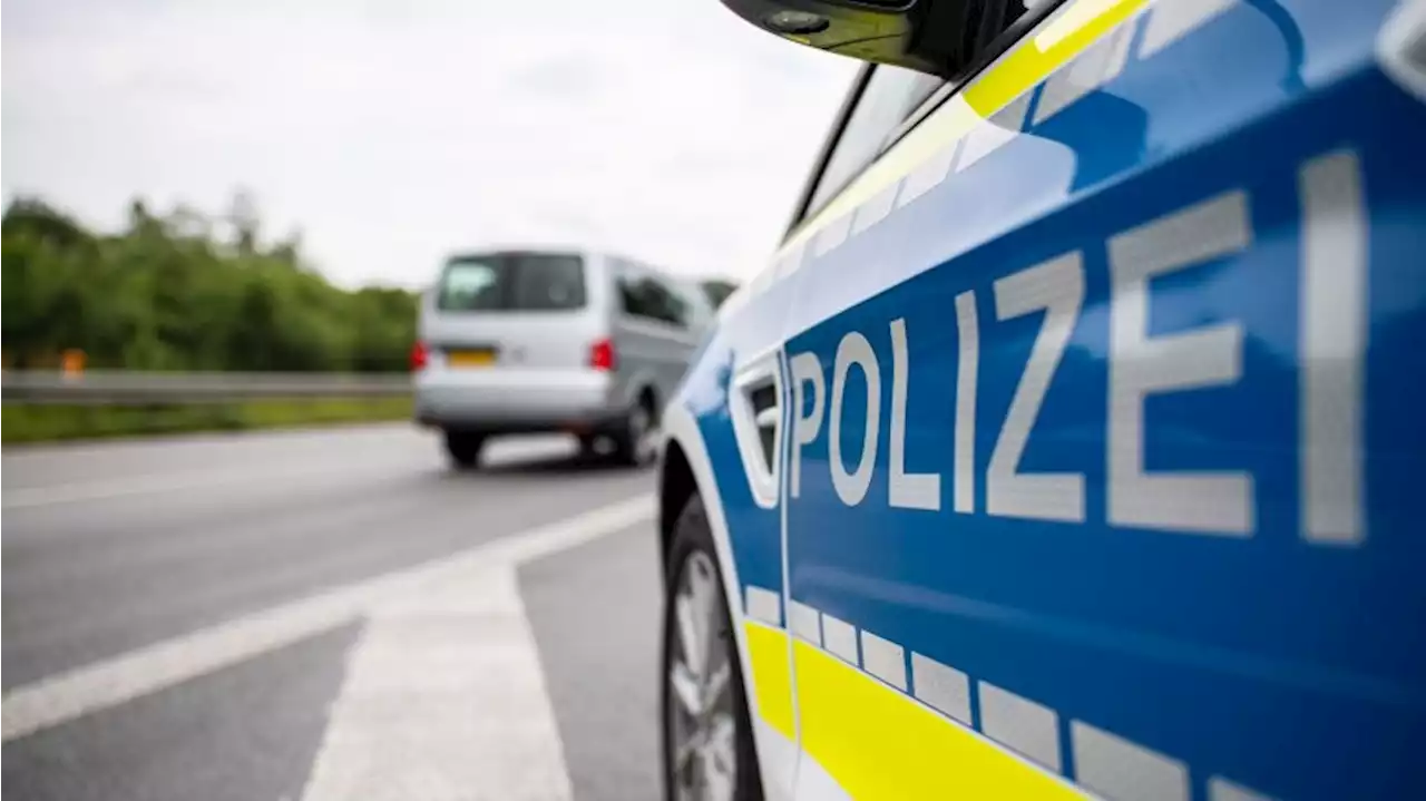 Verdacht auf Volksverhetzung: Ermittlungen gegen Polizisten