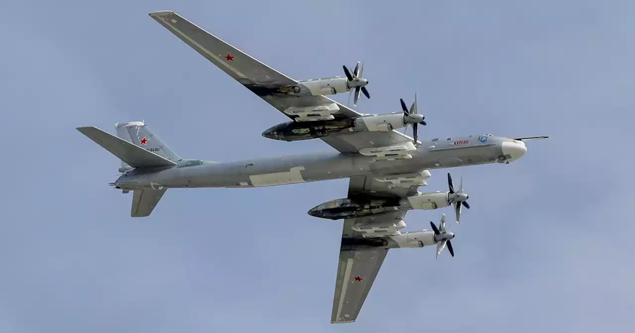 U.S. Air Force jets intercept 2 Russian bombers flying close to Alaska