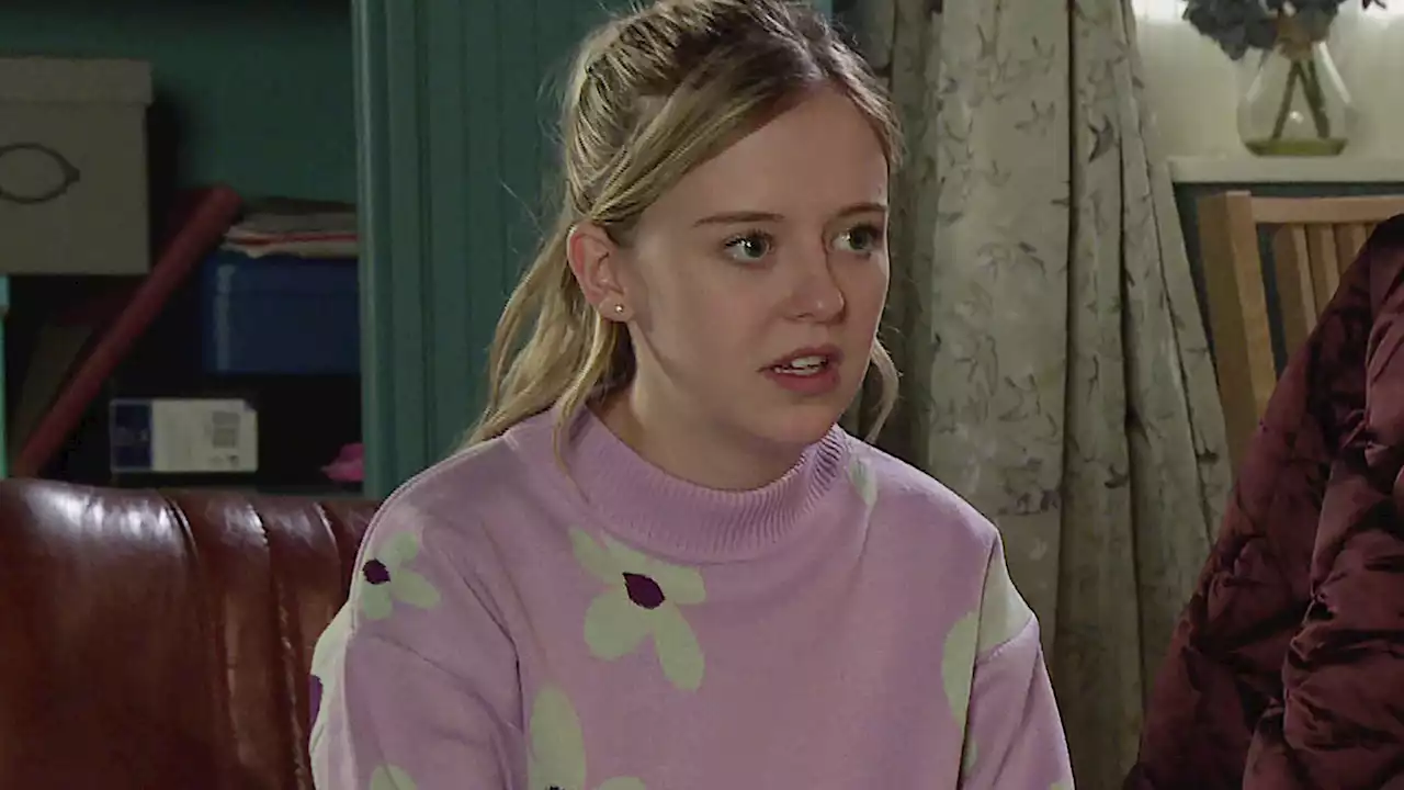 Coronation Street spoilers: Summer makes decision after pregnancy shock