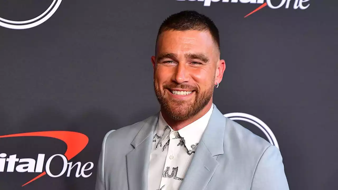 NFL Week 6 drip check: Travis Kelce shines brightly; Sauce Gardner embraces the cheesehead