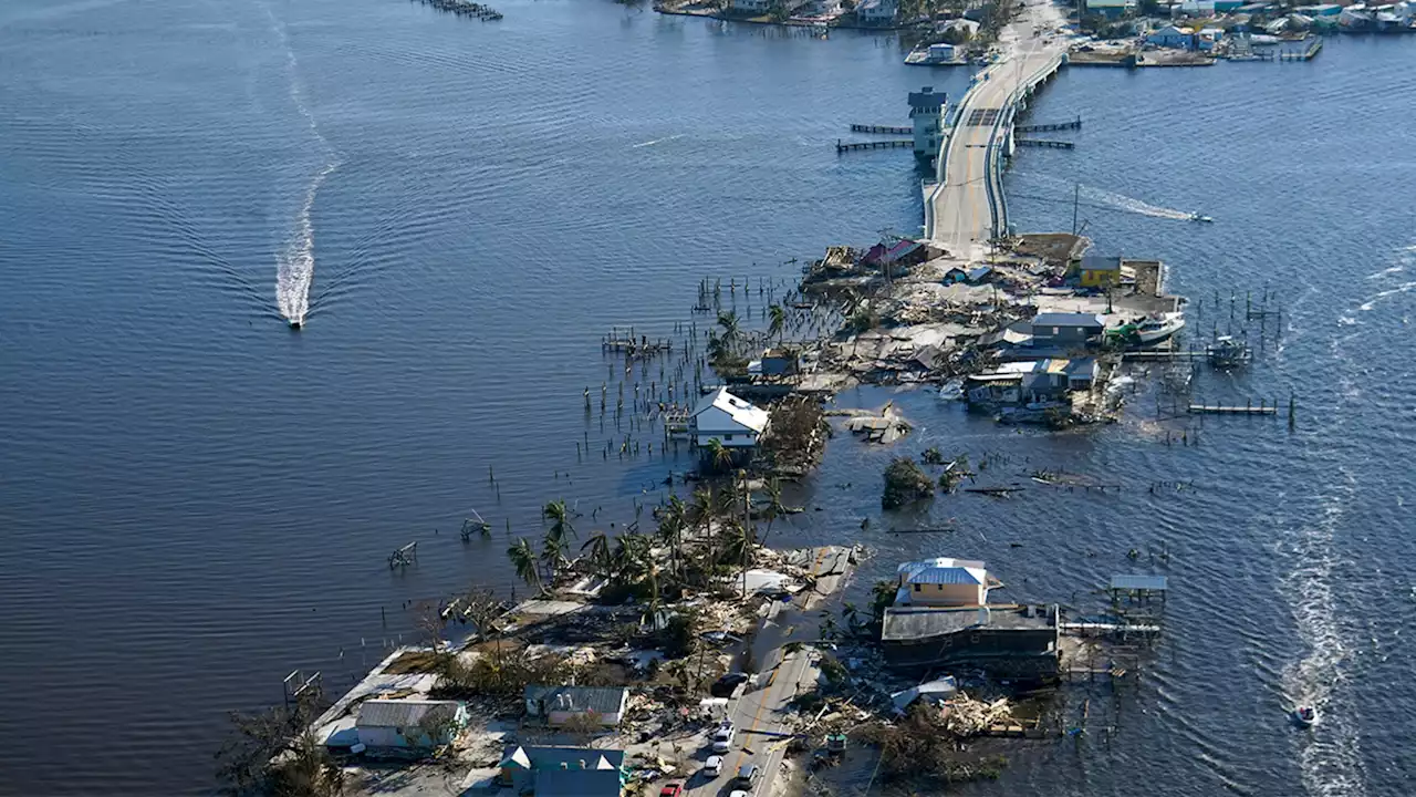 At least 72 deaths reported after Hurricane Ian slams into Florida, 4 dead in North Carolina