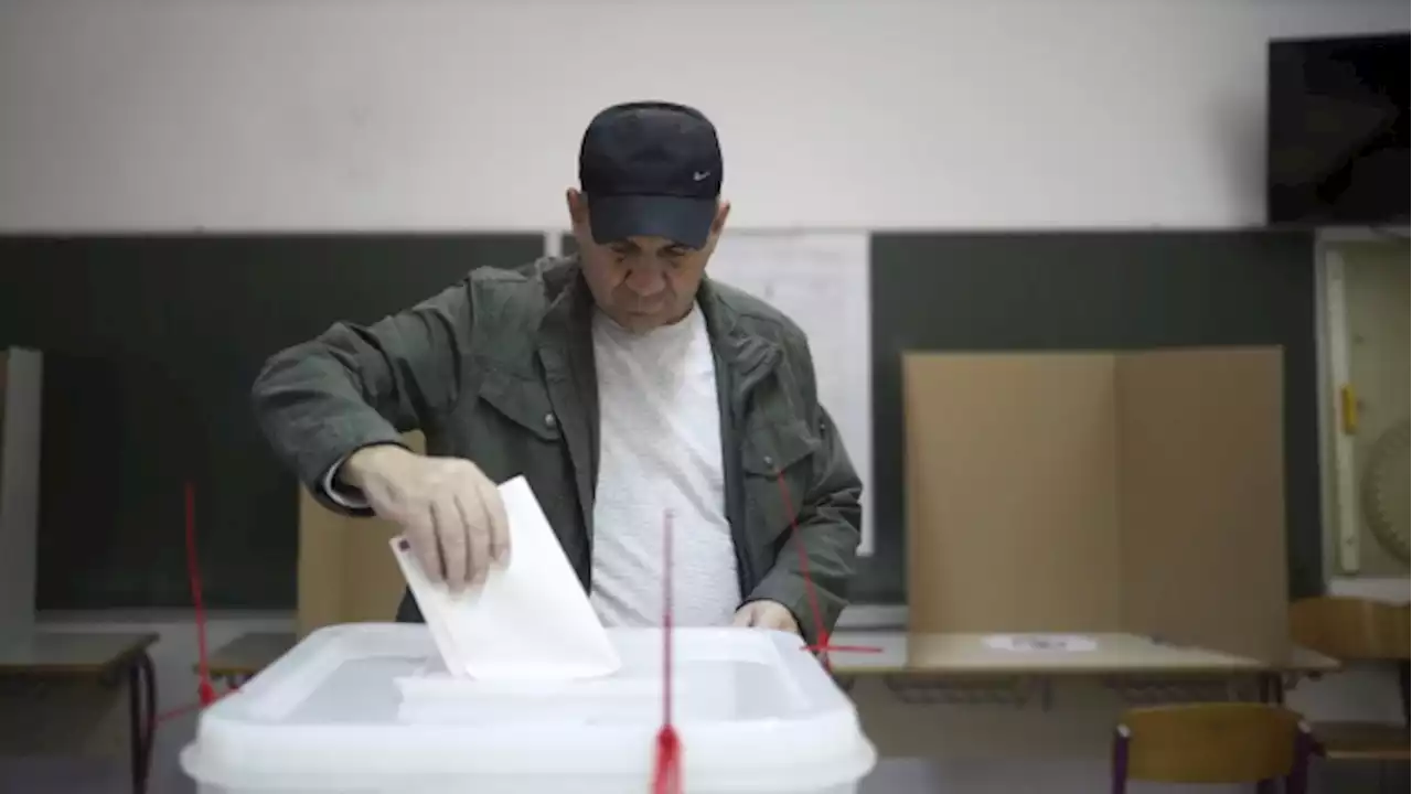 Voting begins in Bosnia election, little expected to change