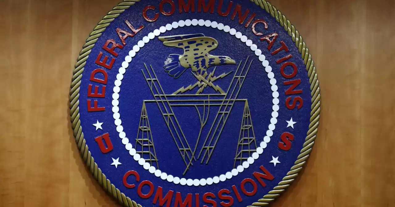 FCC votes to adopt policy regarding space junk concerns