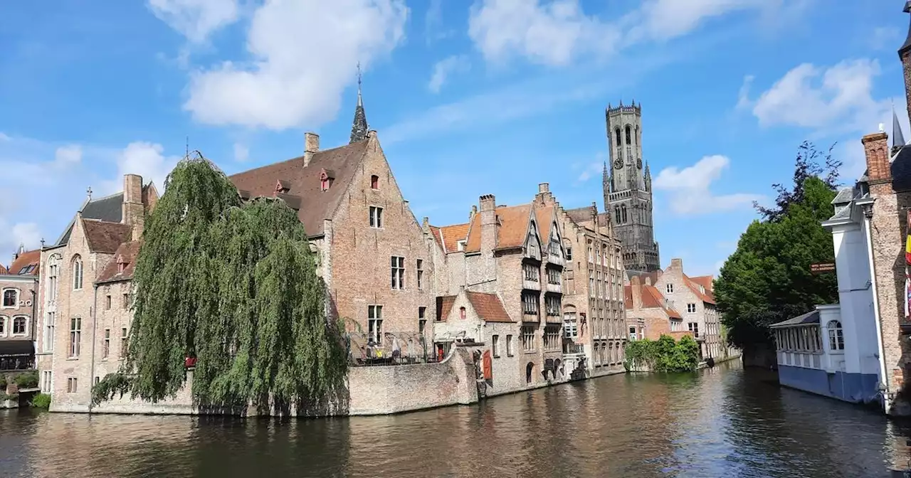 Bruges : un livre d'histoire XXL