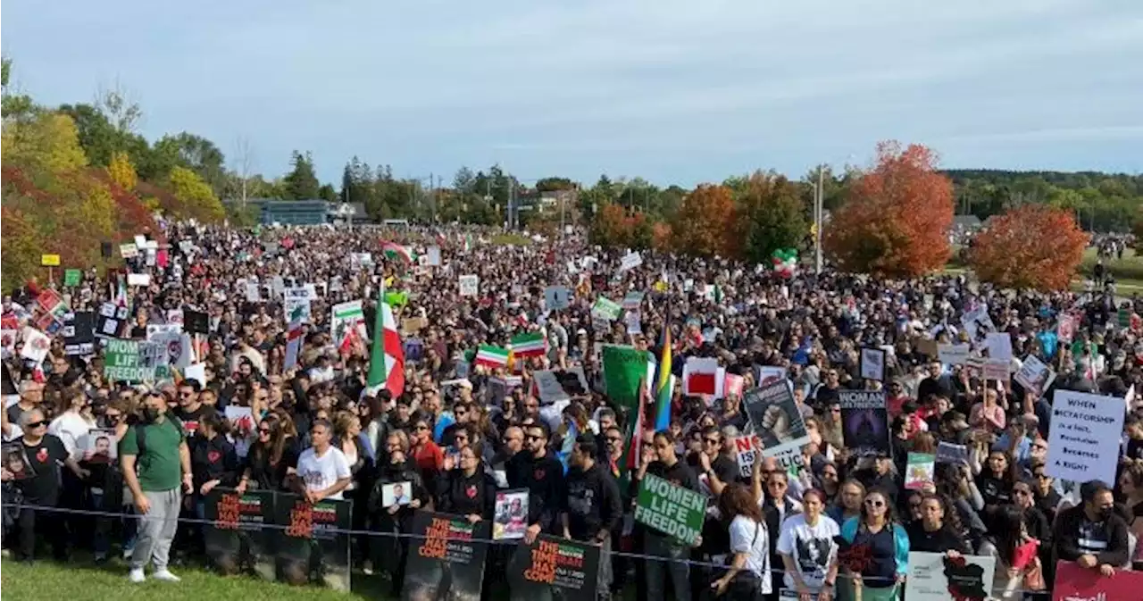 More than 50K attend Richmond Hill, Ont. protest against Iranian government - Toronto | Globalnews.ca