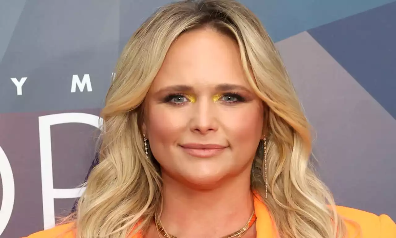 Miranda Lambert gives fans insight into special flaming Las Vegas jacket