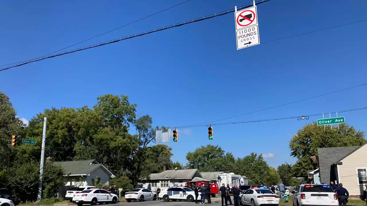 IMPD cops fatally shoot man after Indianapolis police, SWAT respond to domestic disturbance