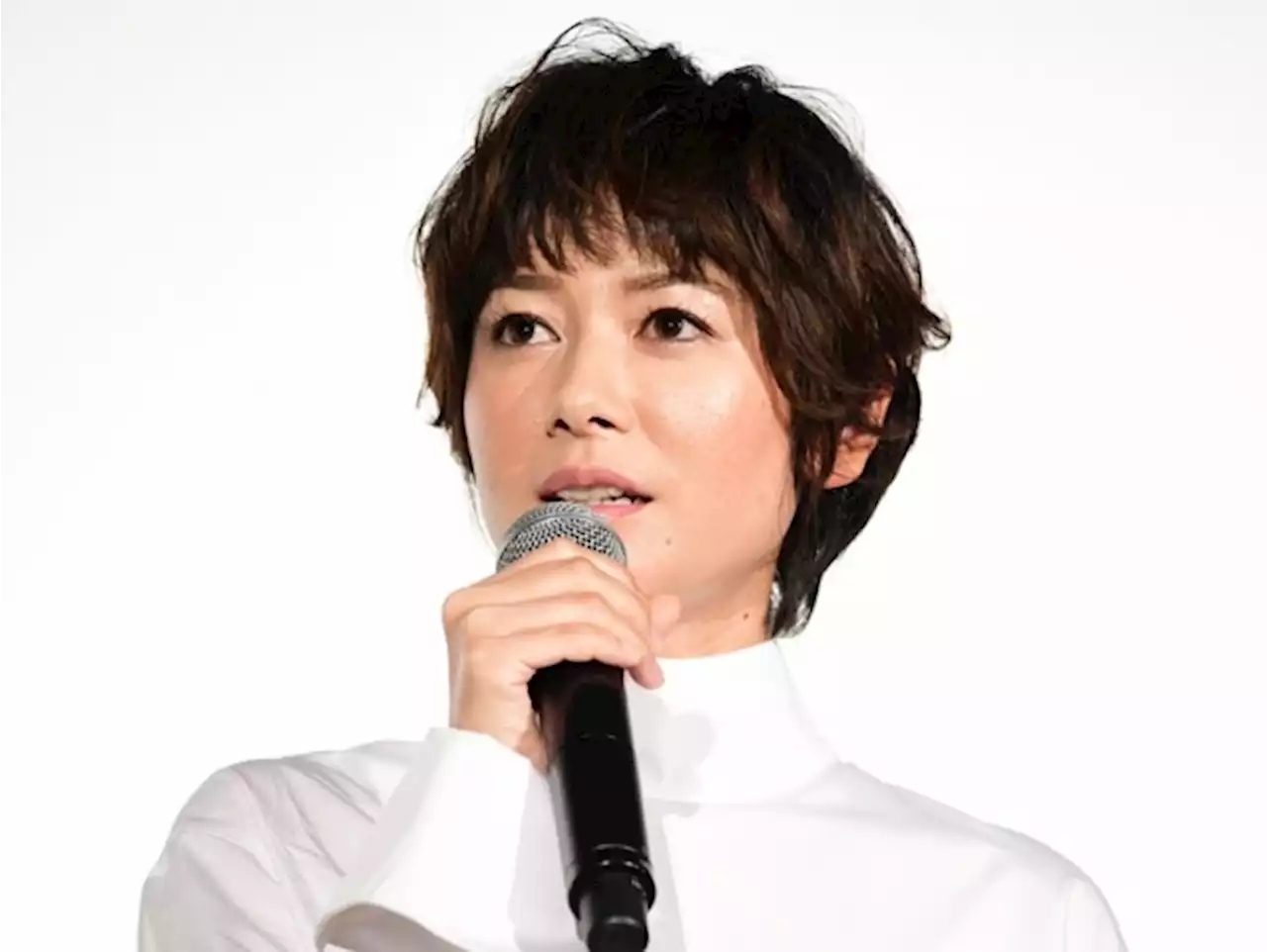 真木よう子「娘から、頭にカビ生えてるよって」カラーシャンプー失敗を報告 - トピックス｜Infoseekニュース