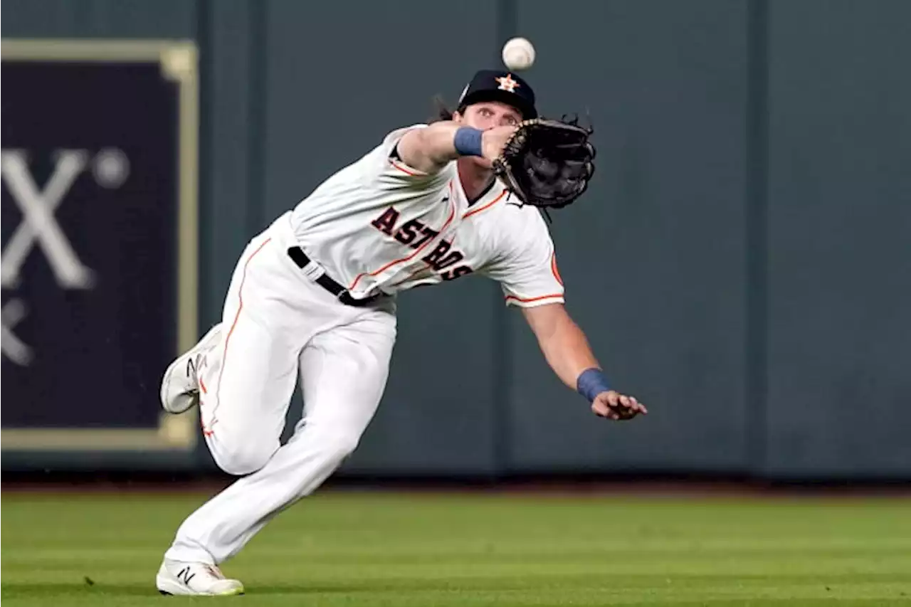 Javier throws 6 strong innings, AL-best Astros beat Rays 2-1