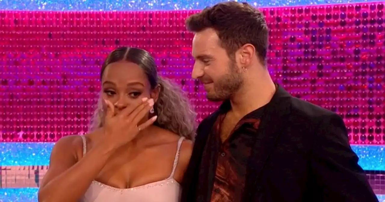 Strictly's Fleur East breaks down in tears after emotional Viennese Waltz