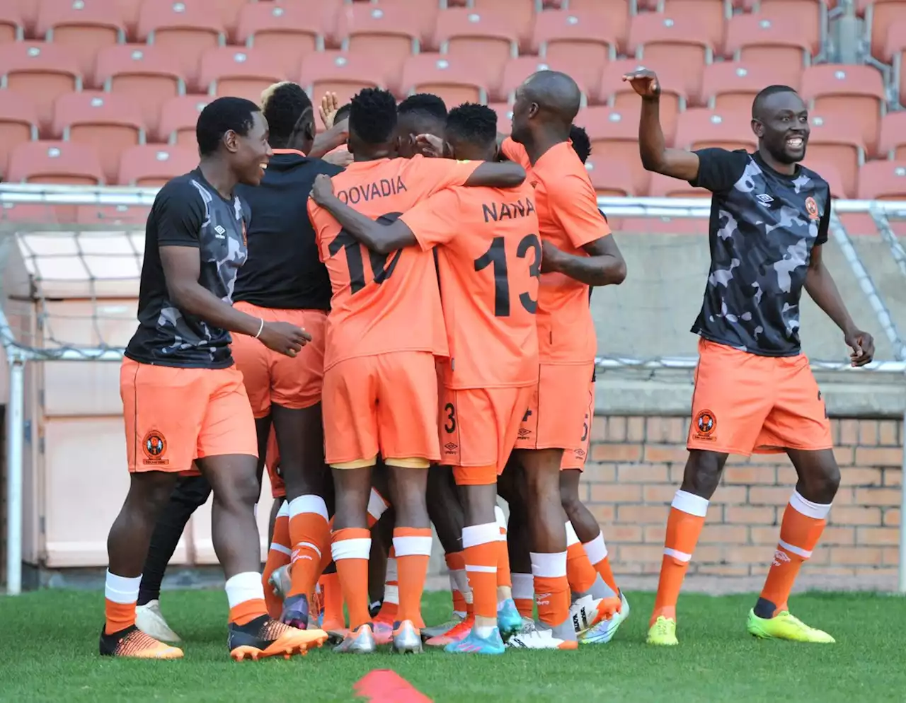 AmaTuks Move Top, Polokwane Climb To Third | Soccerladuma