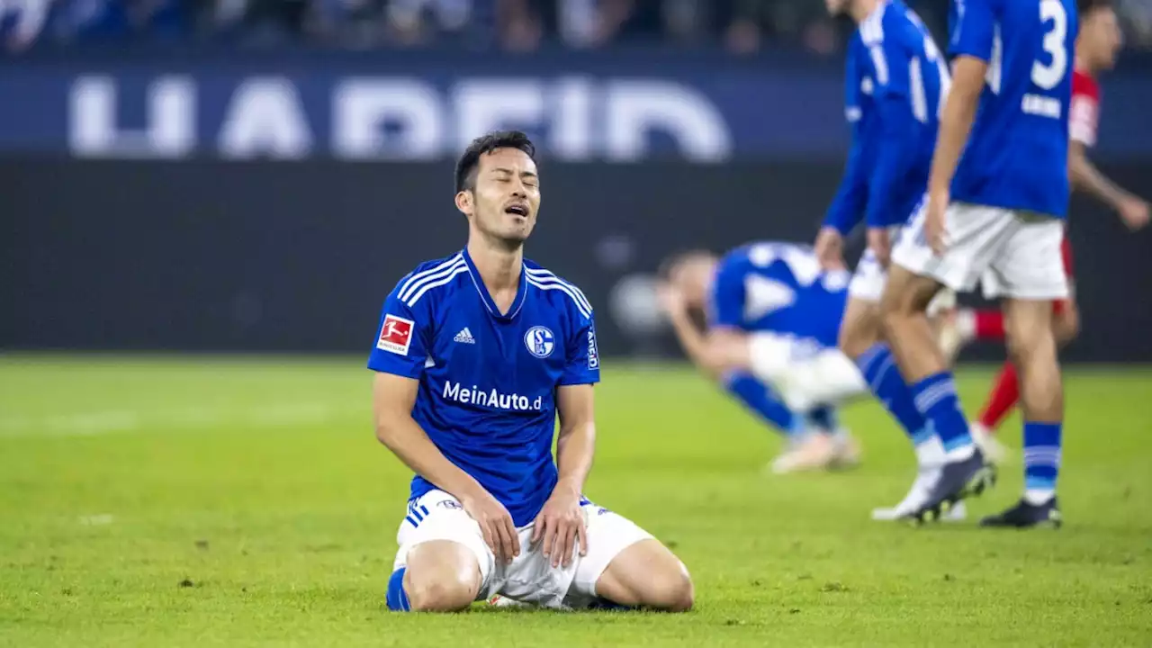 Bundesliga: Schalke verliert trotz Überzahl