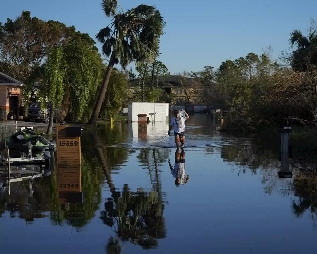 Florida deaths rise to 47 amid struggle to recover from Ian