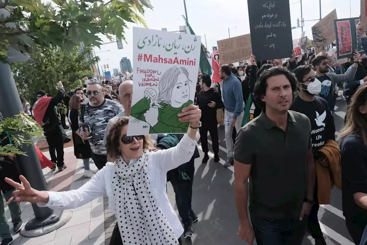 Over 50,000 gather near Toronto in freedom rally for Iran