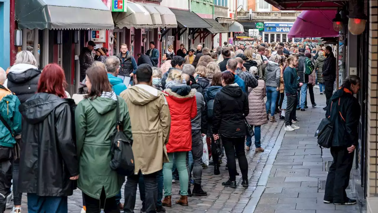 Hamburgs Herbertstraße feiert 100. Geburtstag